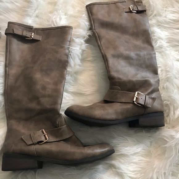 Charlotte Russe Shoes - Tall light gray/brown boots with zipper